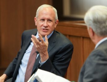 El Gobierno tiene “cosas más importantes” que atender, que pelear con periodistas por el acceso a conferencias de prensa