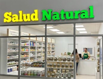 Salud Natural abre nuevas facilidades mañana jueves en Aguadilla Mall.