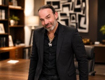 El productor Dr Diubell expande su impacto global apoyando artistas emergentes