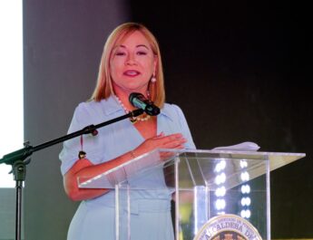 [MOROVIS] Alcaldesa anuncia aumento salarial y presupuesto de $11.4 millones