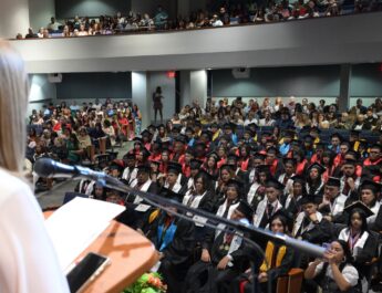 Se gradúa primera clase de jóvenes con diversidad funcional de Centros Sor Isolina Ferré