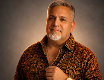 Fernandito Rentas estrena video musical de “Mientras Bailamos”