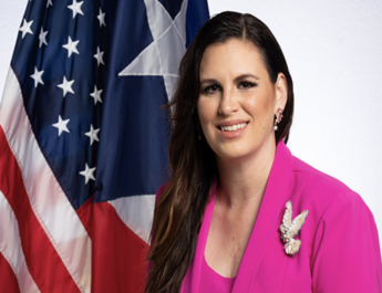 Senadora Ada Álvarez agradece respaldo al PS628 para proteger la zona marítimo terrestre