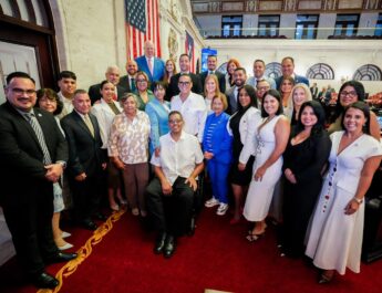 Senado aprueba medidas para atender la crisis de pagos de salud y regular servicios estéticos en la Isla