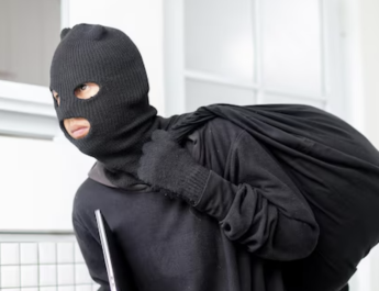 [JAYUYA] Investigan escalamiento en una tienda de ropa