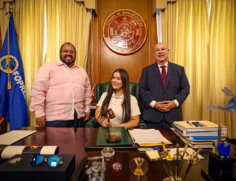 Maestros puertorriqueños reciben certificaciones educativas del Washington Center