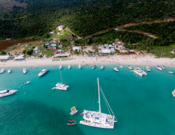 Móntate en un Boston Whaler y pasa el Labor Day Weekend en las BVI